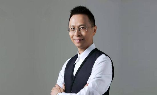 威胁着妻子出轨