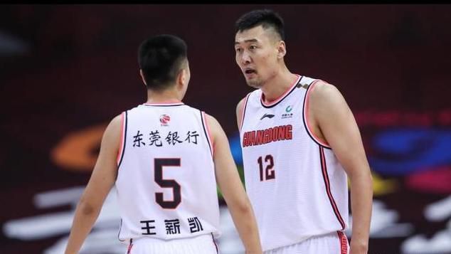 王多鱼打扑克